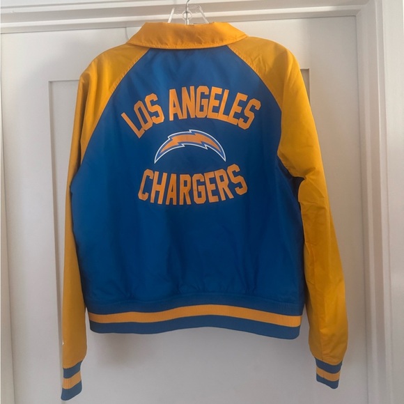 New Era Women's Chargers Los Angeles Coaches Raglan Full-Snap Jacket Blue Yellow - Picture 2 of 9